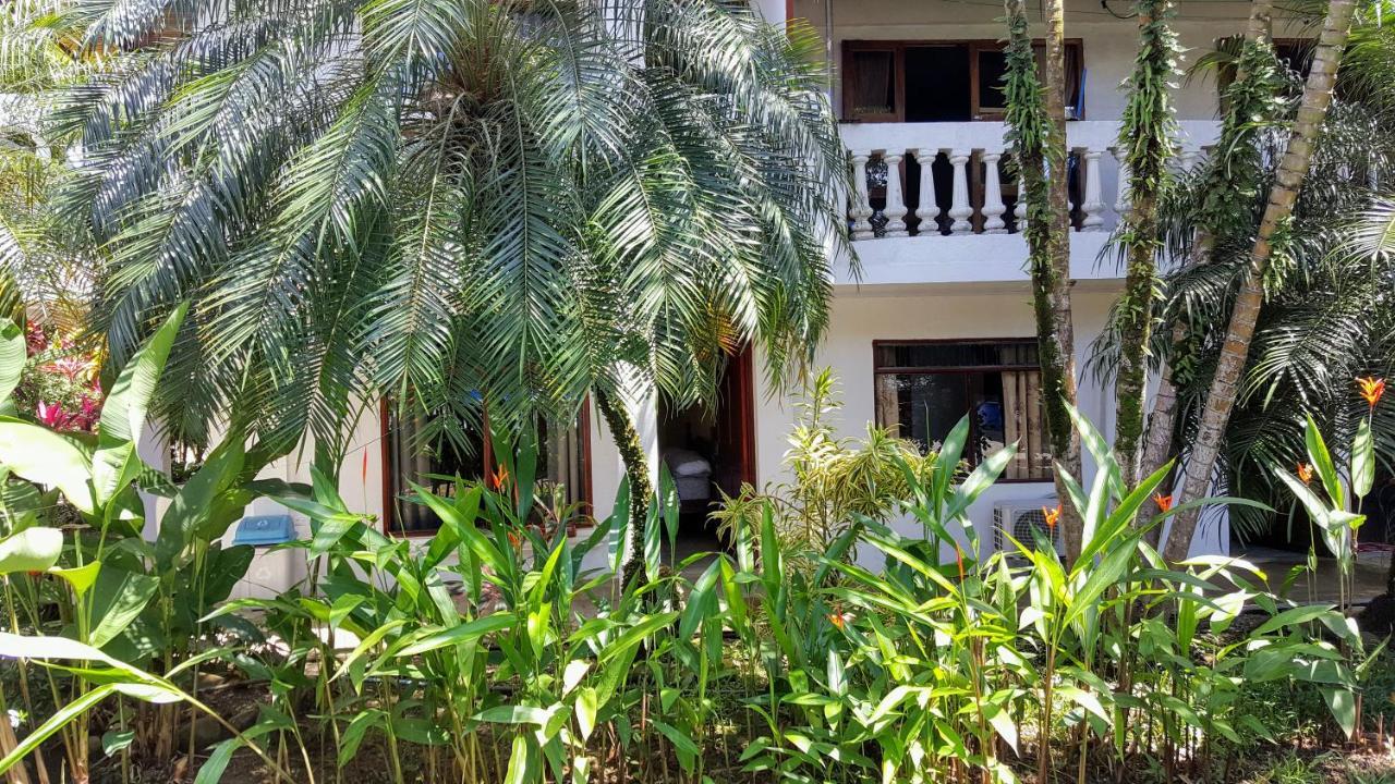 Hotel Quepos Paraiso Bagian luar foto